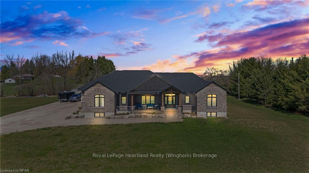 Photo 2 of 51 Highland Road, Minto — HOMEH