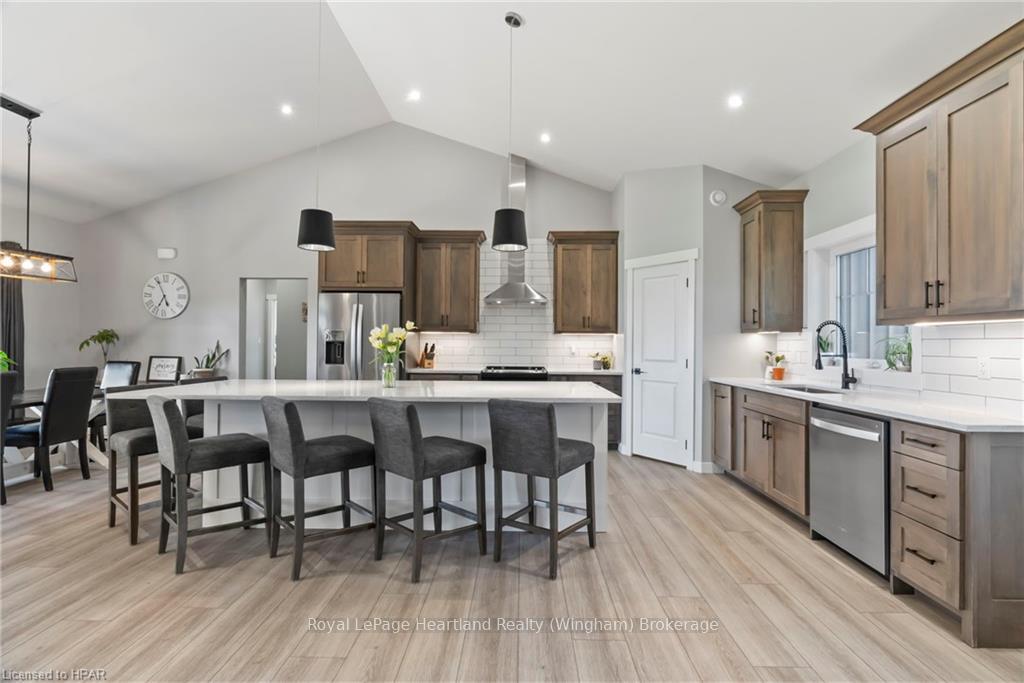 Photo 15 of 51 Highland Road, Minto — HOMEH