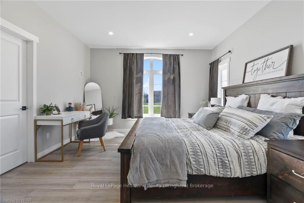 Photo 30 of 51 Highland Road, Minto — HOMEH