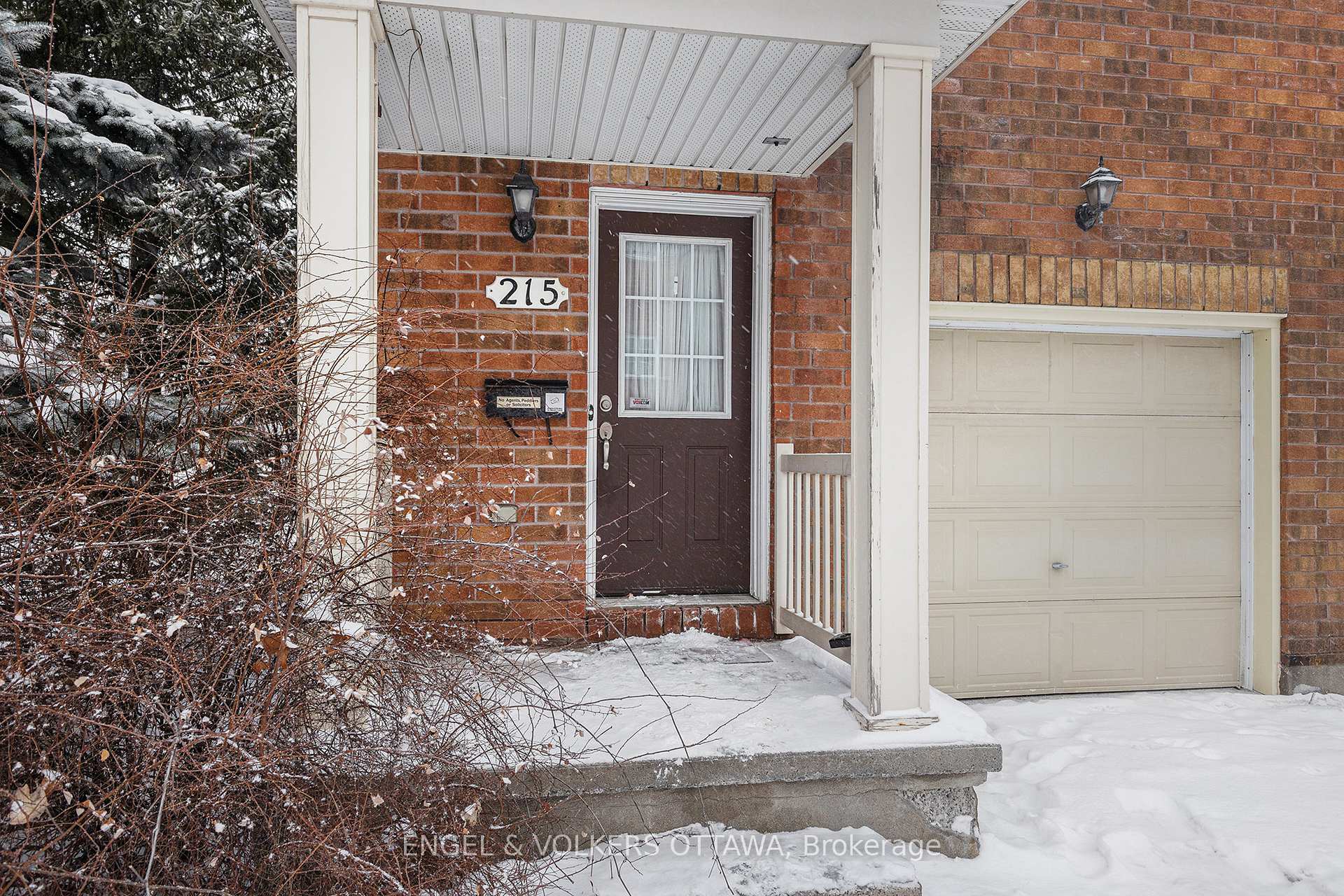 Photo 3 of Unit 215, 90 Edenvale Drive, Ottawa, Kanata - Beaverbrook — HOMEH