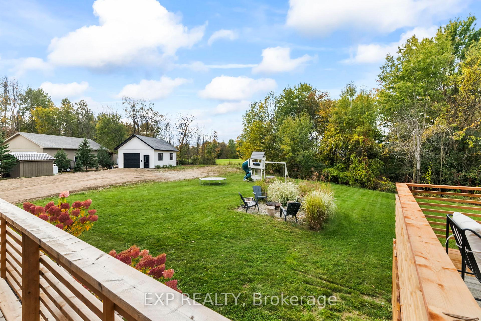 Photo 32 of 63 Regency Drive, Minto — HOMEH