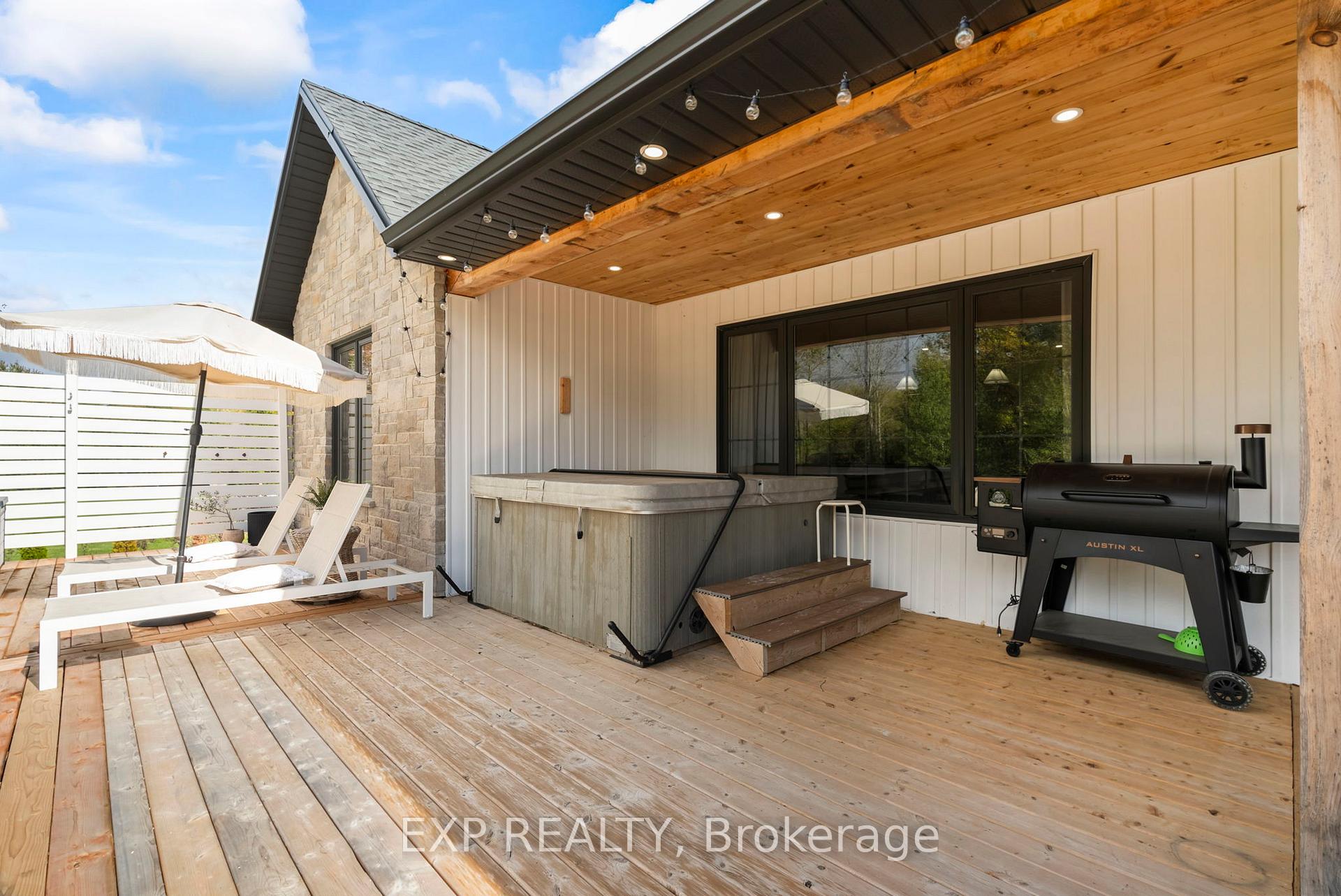 Photo 33 of 63 Regency Drive, Minto — HOMEH
