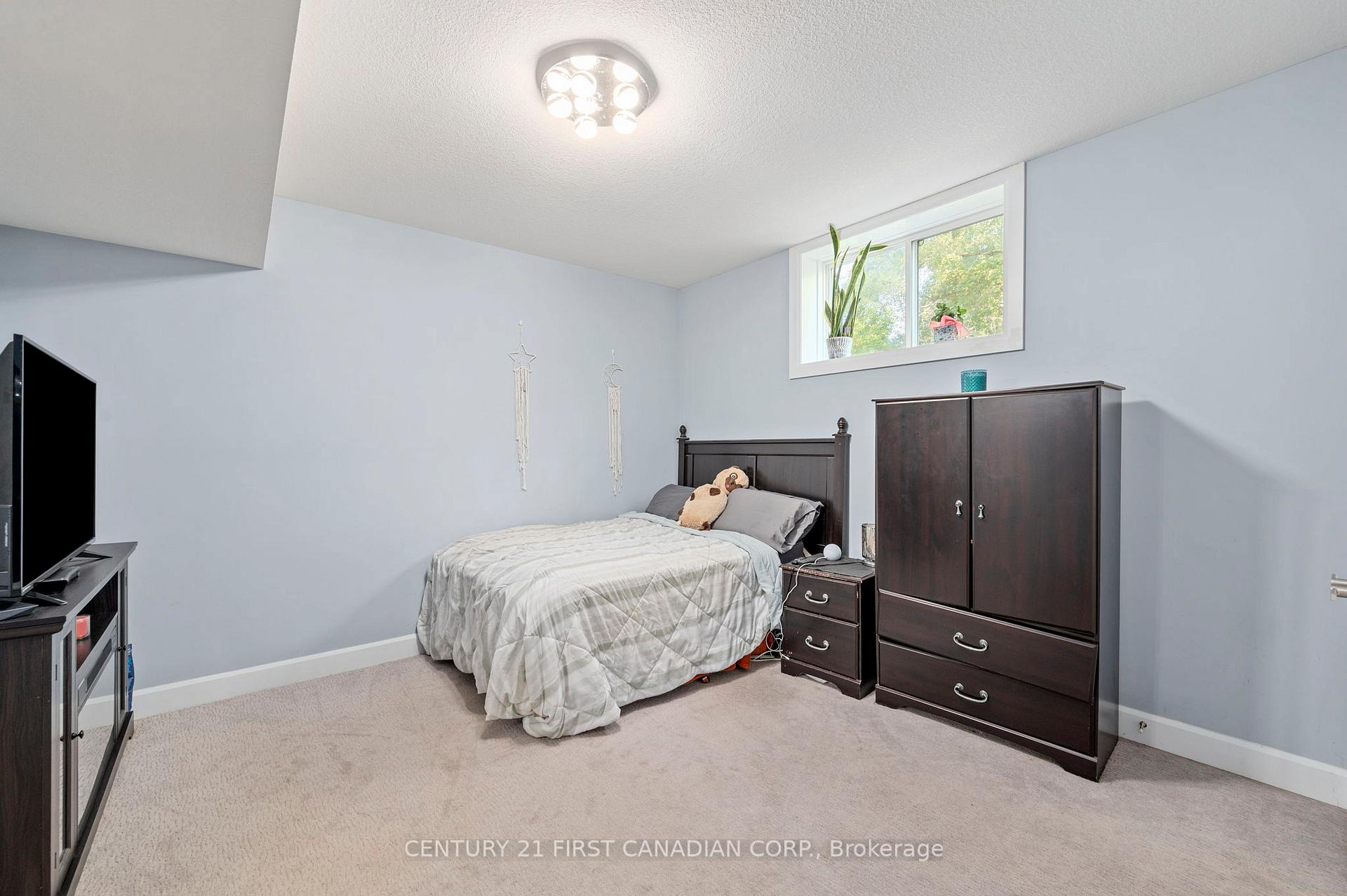 Photo 28 of 195 Union Avenue, Middlesex Centre, Komoka — HOMEH