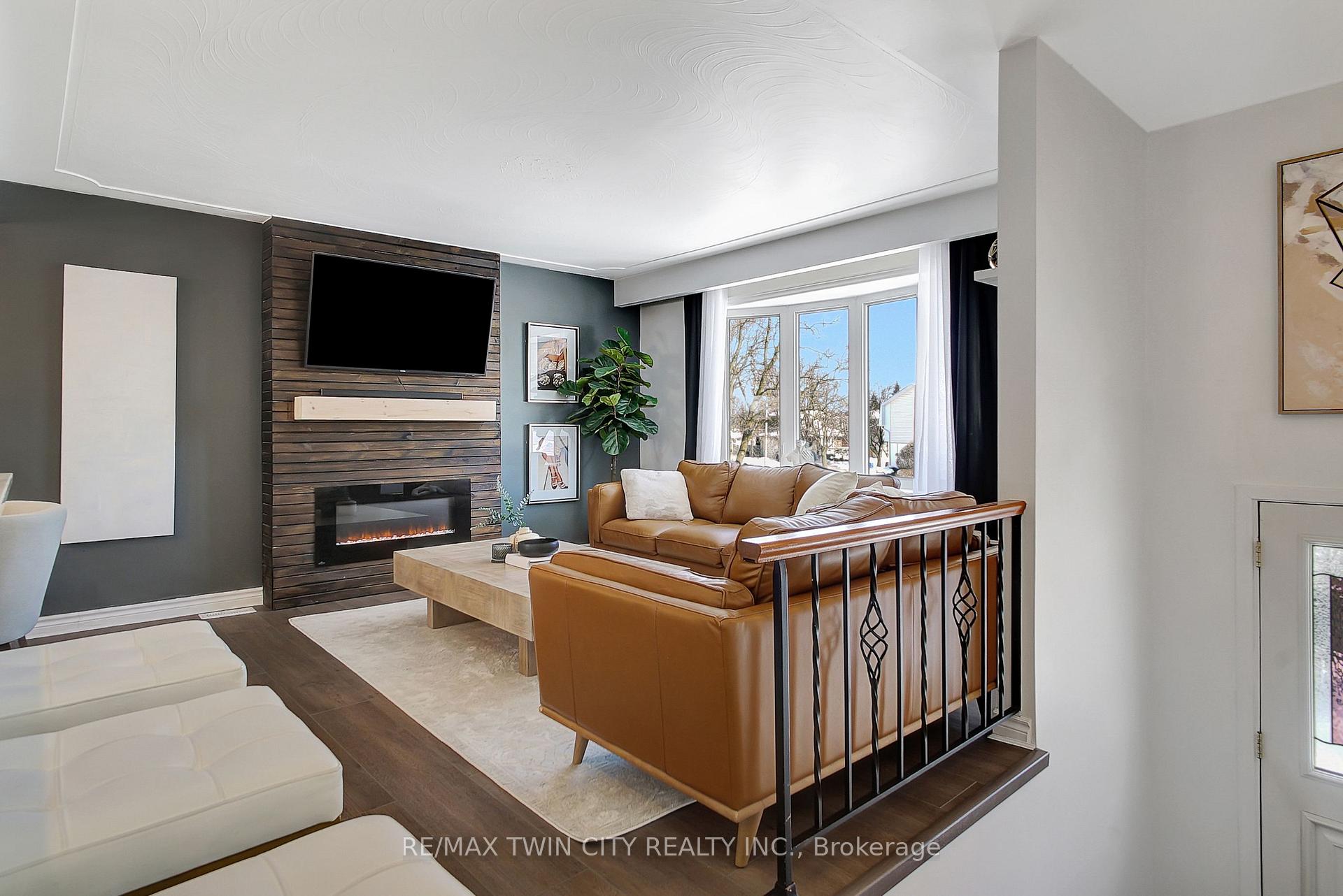 Photo 7 of 11 Glen Park Crescent, Kitchener — HOMEH