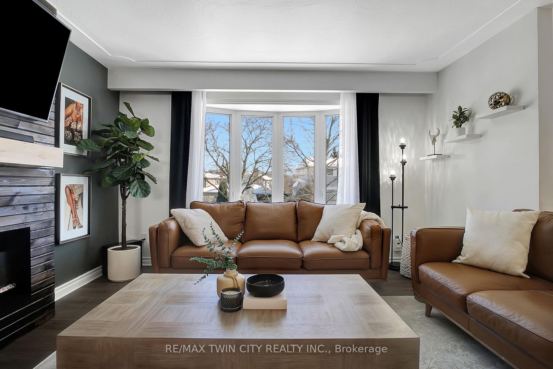 Photo 9 of 11 Glen Park Crescent, Kitchener — HOMEH