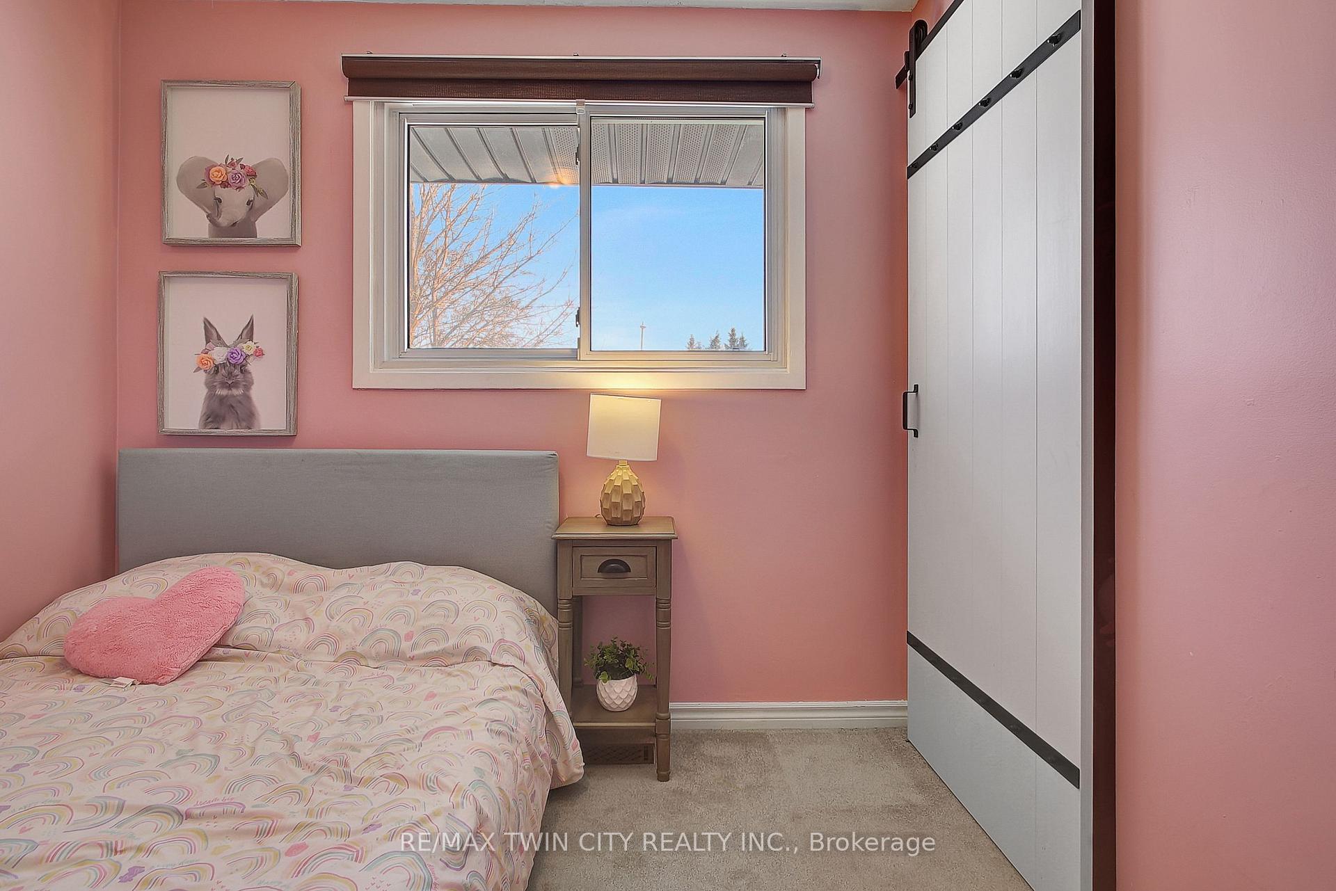 Photo 21 of 11 Glen Park Crescent, Kitchener — HOMEH