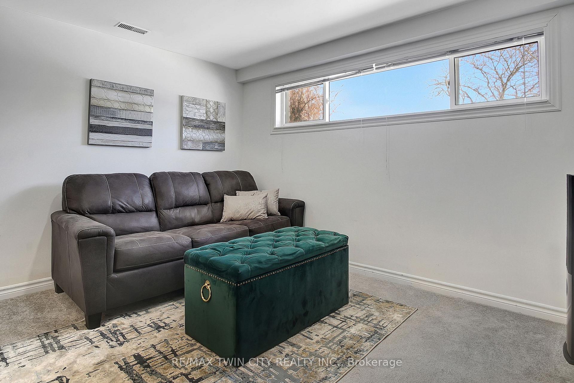 Photo 25 of 11 Glen Park Crescent, Kitchener — HOMEH