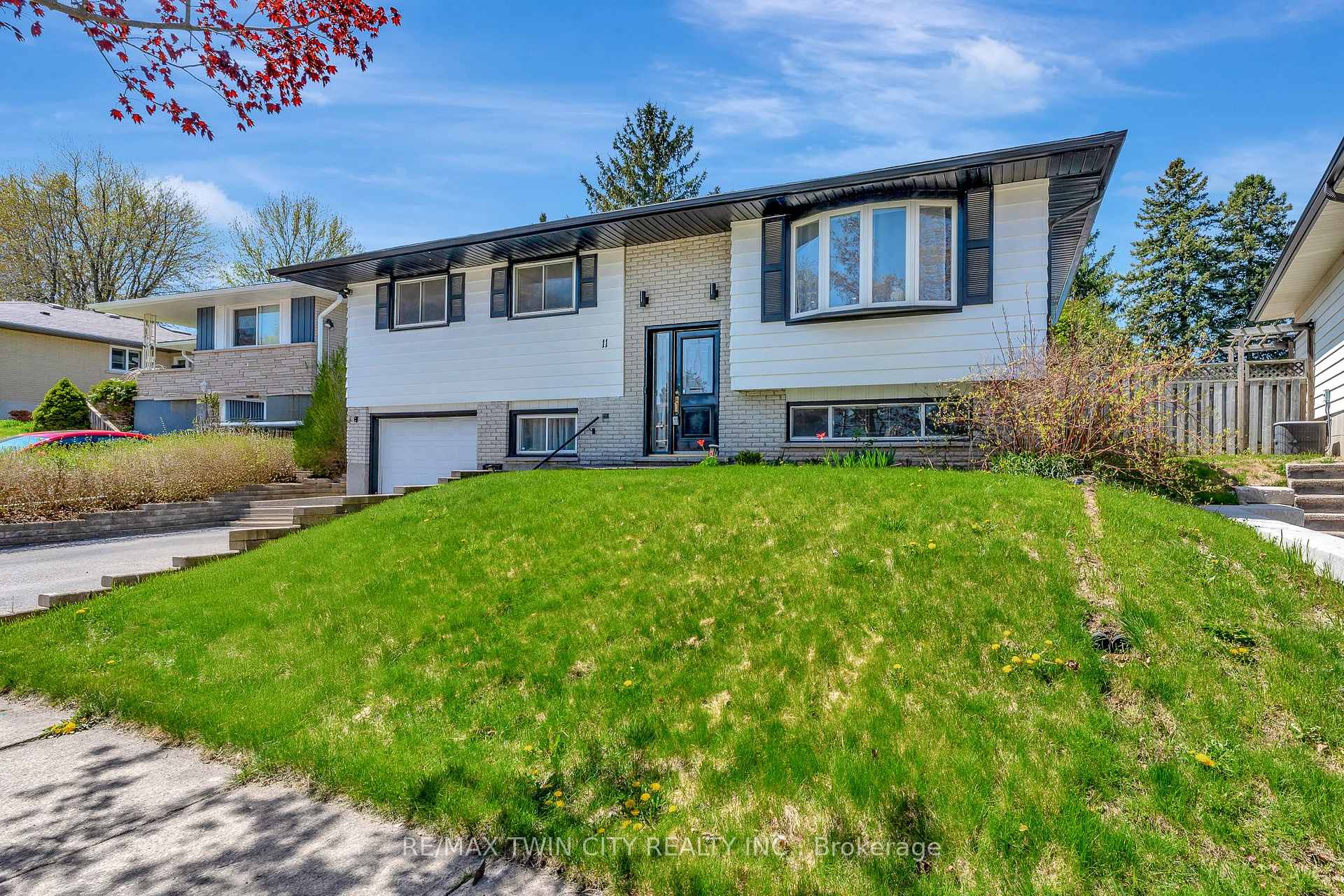 Photo 45 of 11 Glen Park Crescent, Kitchener — HOMEH