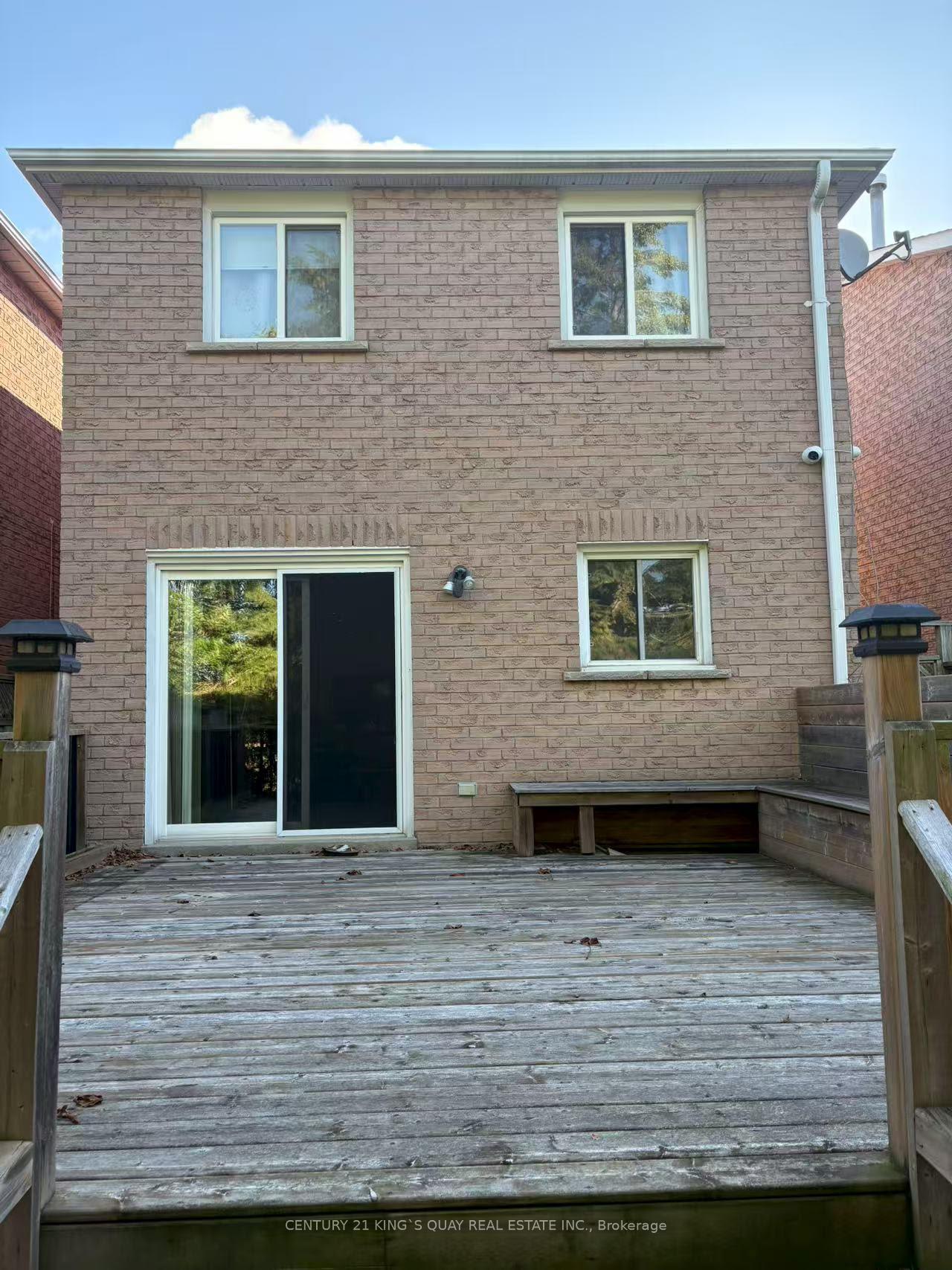 Photo 3 of 61 Kyla Crescent, Markham, Milliken Mills East — HOMEH
