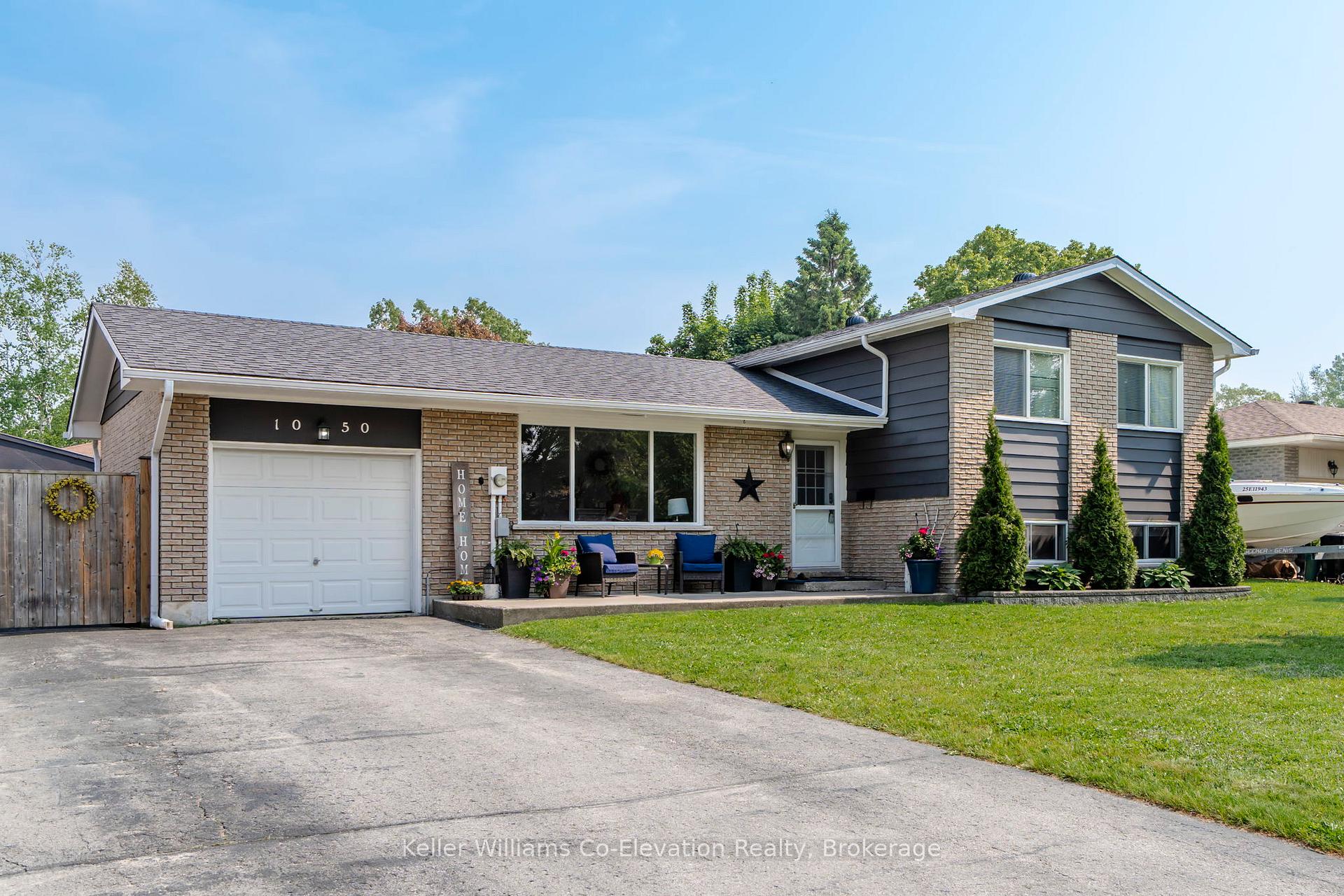 Photo 1 of 1050 Glen Eagles Crescent, Midland — HOMEH