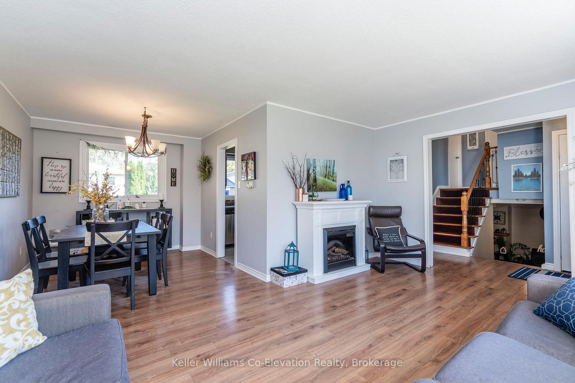 Photo 5 of 1050 Glen Eagles Crescent, Midland — HOMEH