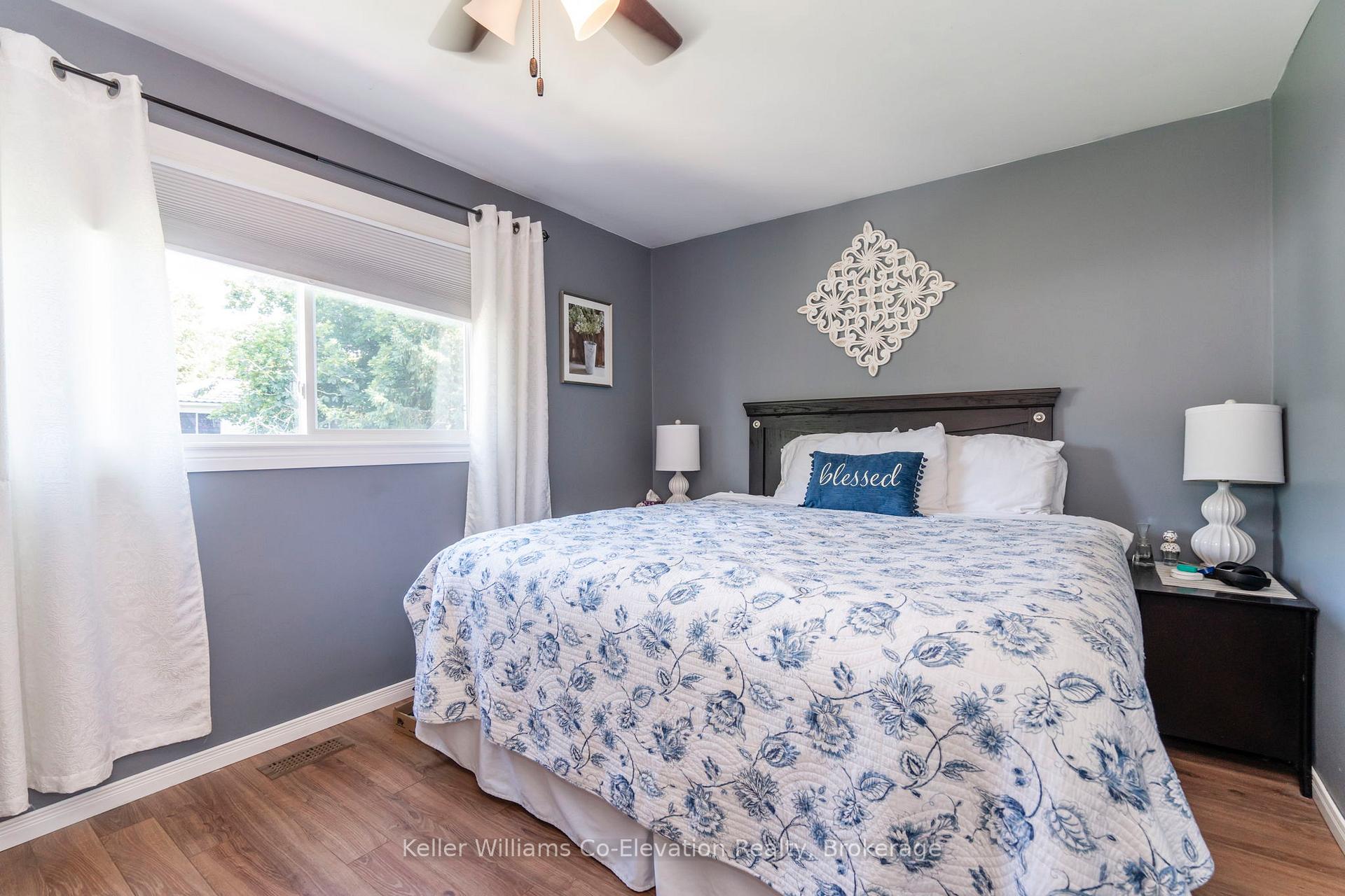 Photo 11 of 1050 Glen Eagles Crescent, Midland — HOMEH