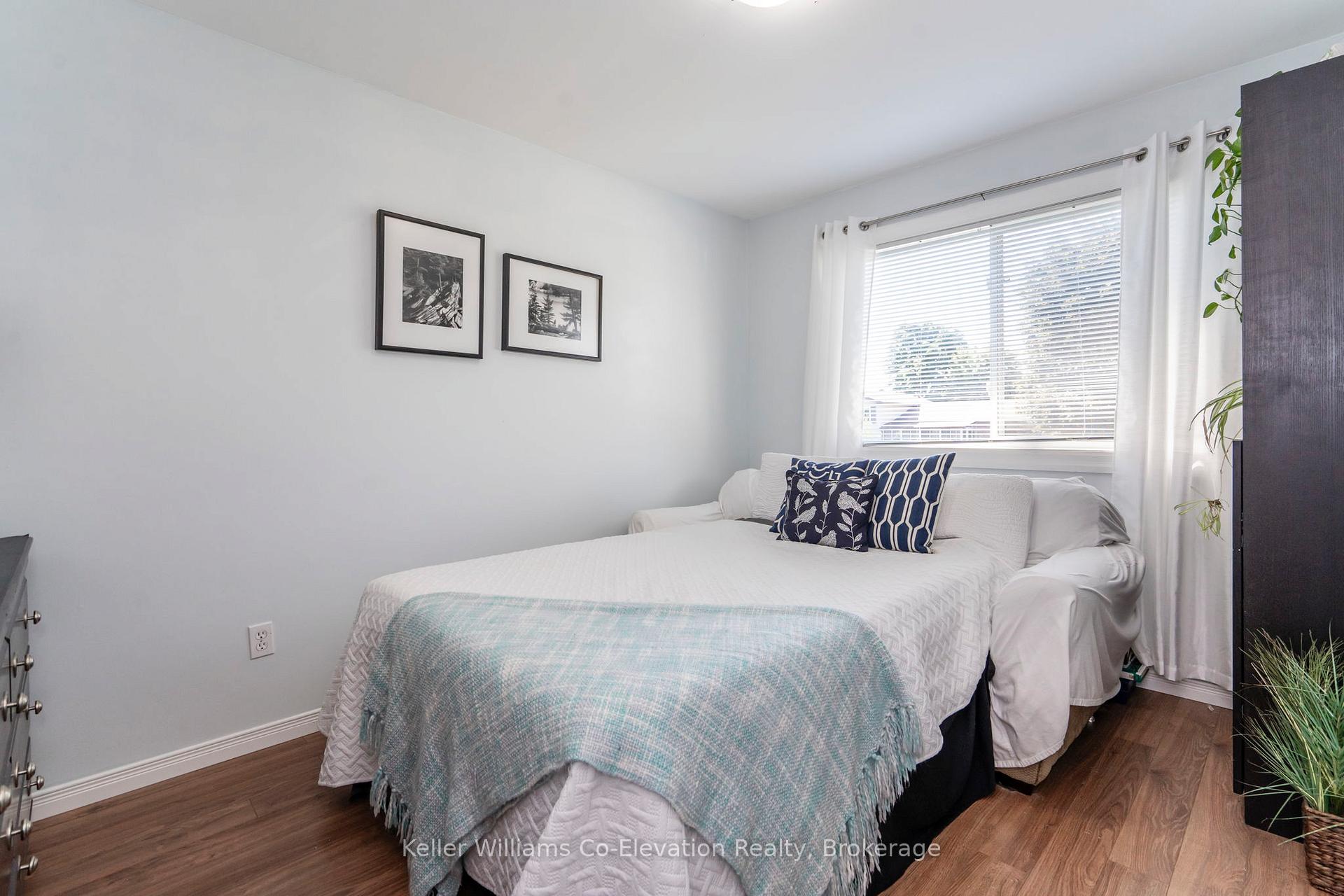 Photo 13 of 1050 Glen Eagles Crescent, Midland — HOMEH