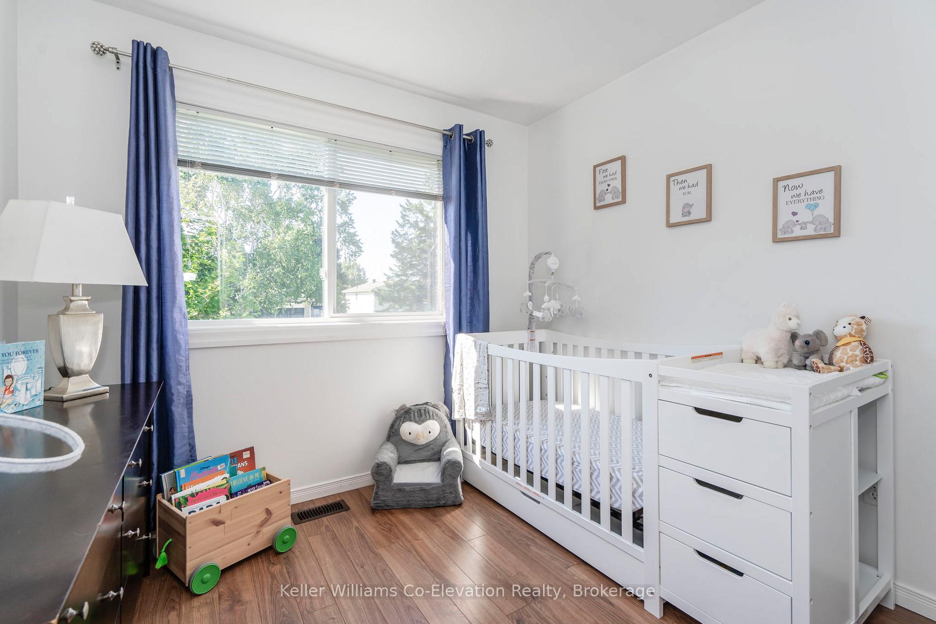 Photo 14 of 1050 Glen Eagles Crescent, Midland — HOMEH