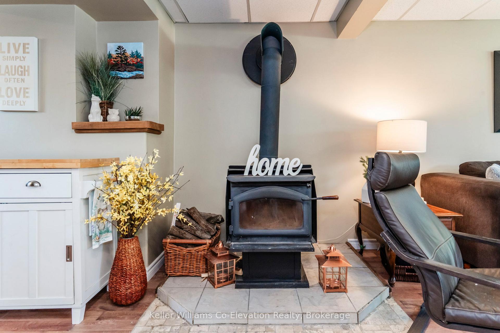 Photo 18 of 1050 Glen Eagles Crescent, Midland — HOMEH