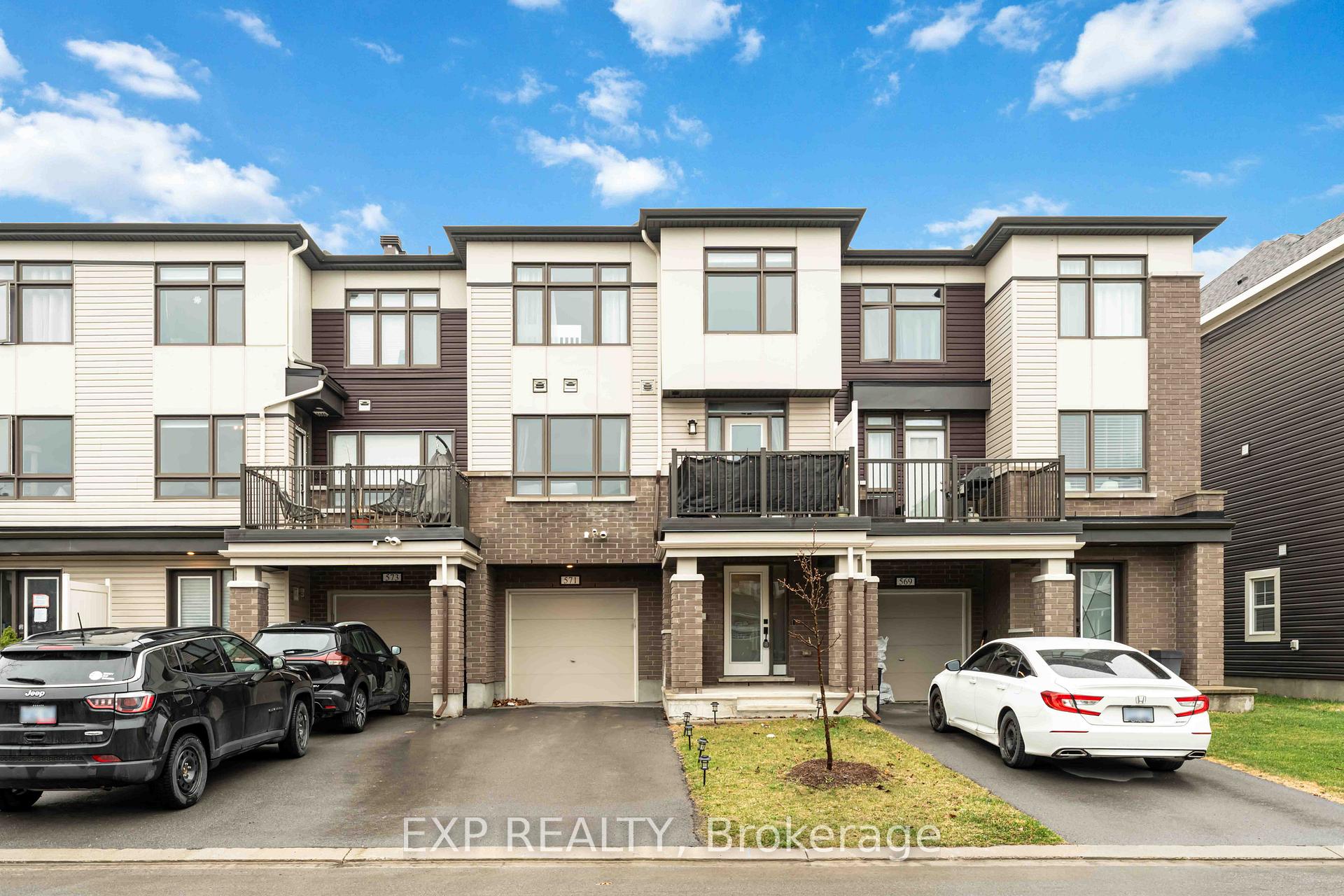 Photo 1 of 571 Roundleaf Way, Ottawa, Kanata - Emerald Meadows/Trailwest — HOMEH