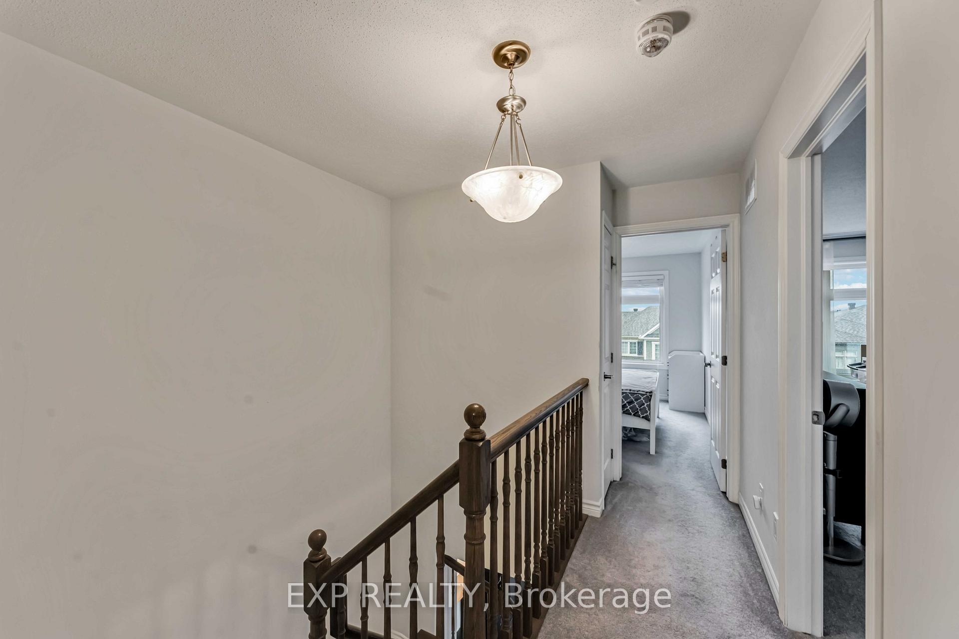 Photo 6 of 571 Roundleaf Way, Ottawa, Kanata - Emerald Meadows/Trailwest — HOMEH