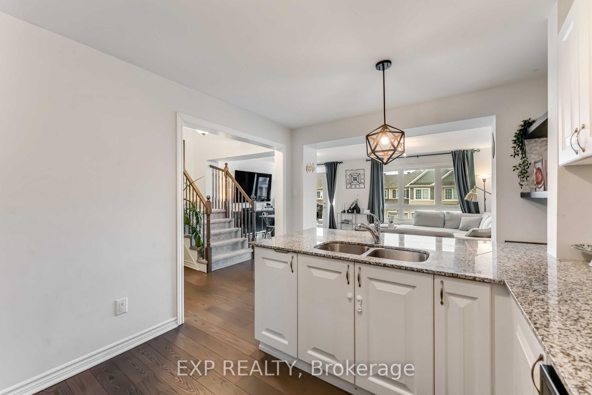 Photo 32 of 571 Roundleaf Way, Ottawa, Kanata - Emerald Meadows/Trailwest — HOMEH