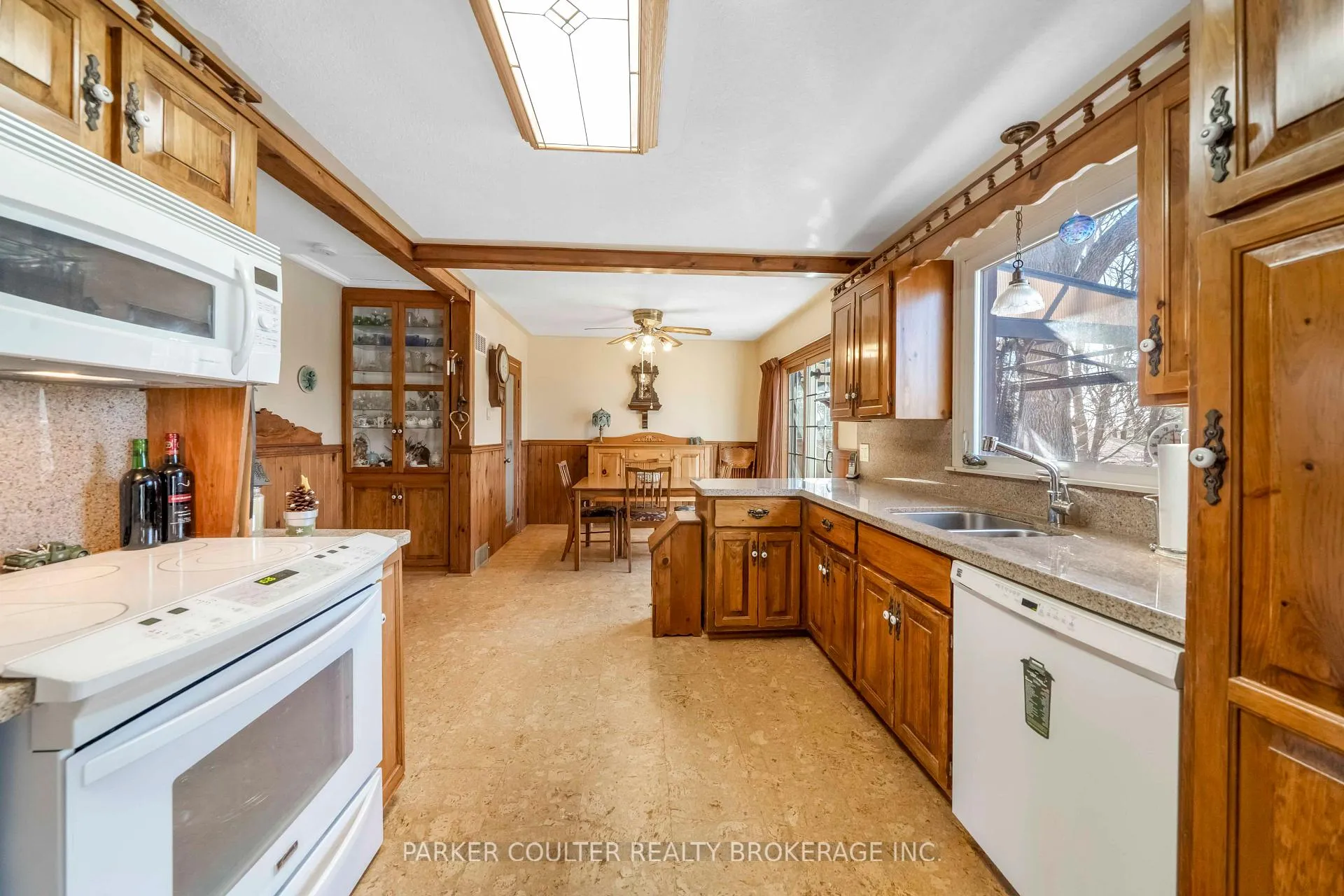 Photo 15 of 251 Codrington Street, Barrie, Codrington — HOMEH