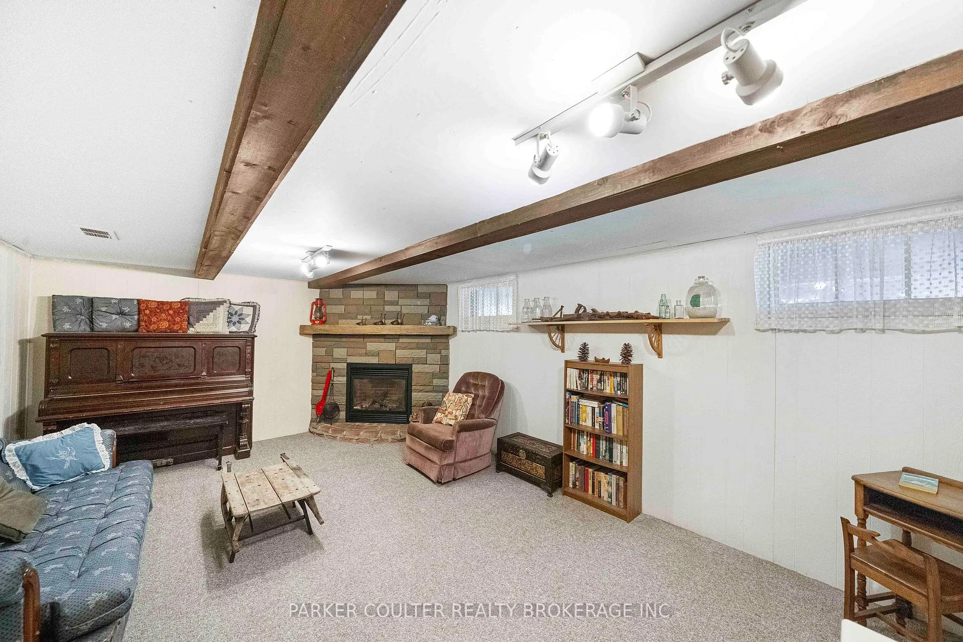 Photo 21 of 251 Codrington Street, Barrie, Codrington — HOMEH