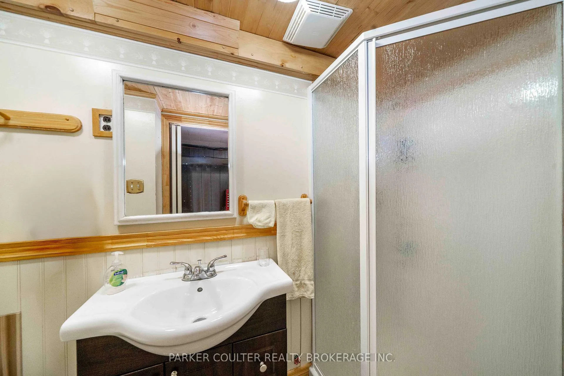 Photo 30 of 251 Codrington Street, Barrie, Codrington — HOMEH