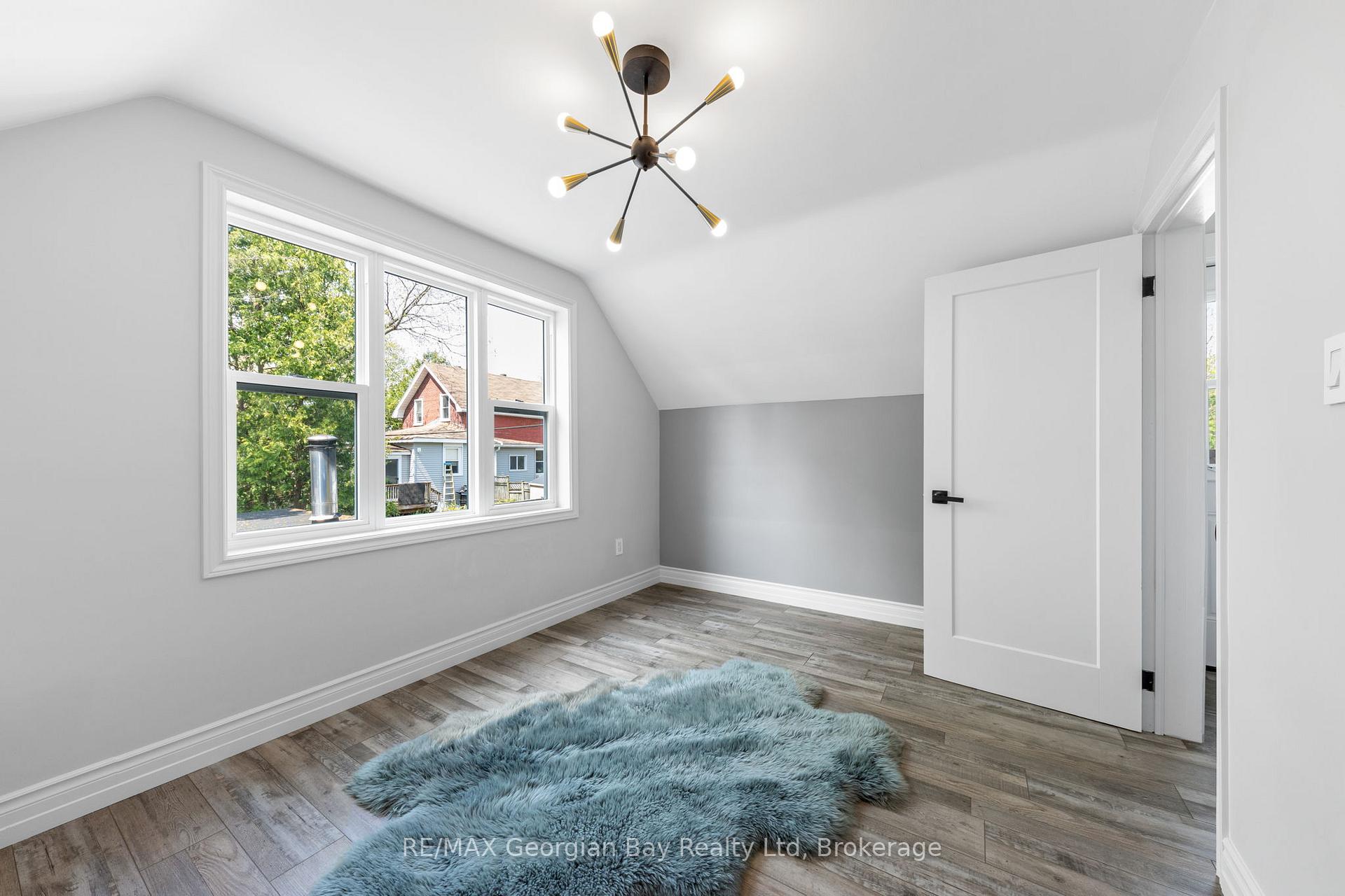Photo 29 of 194 Charles Street, Midland — HOMEH