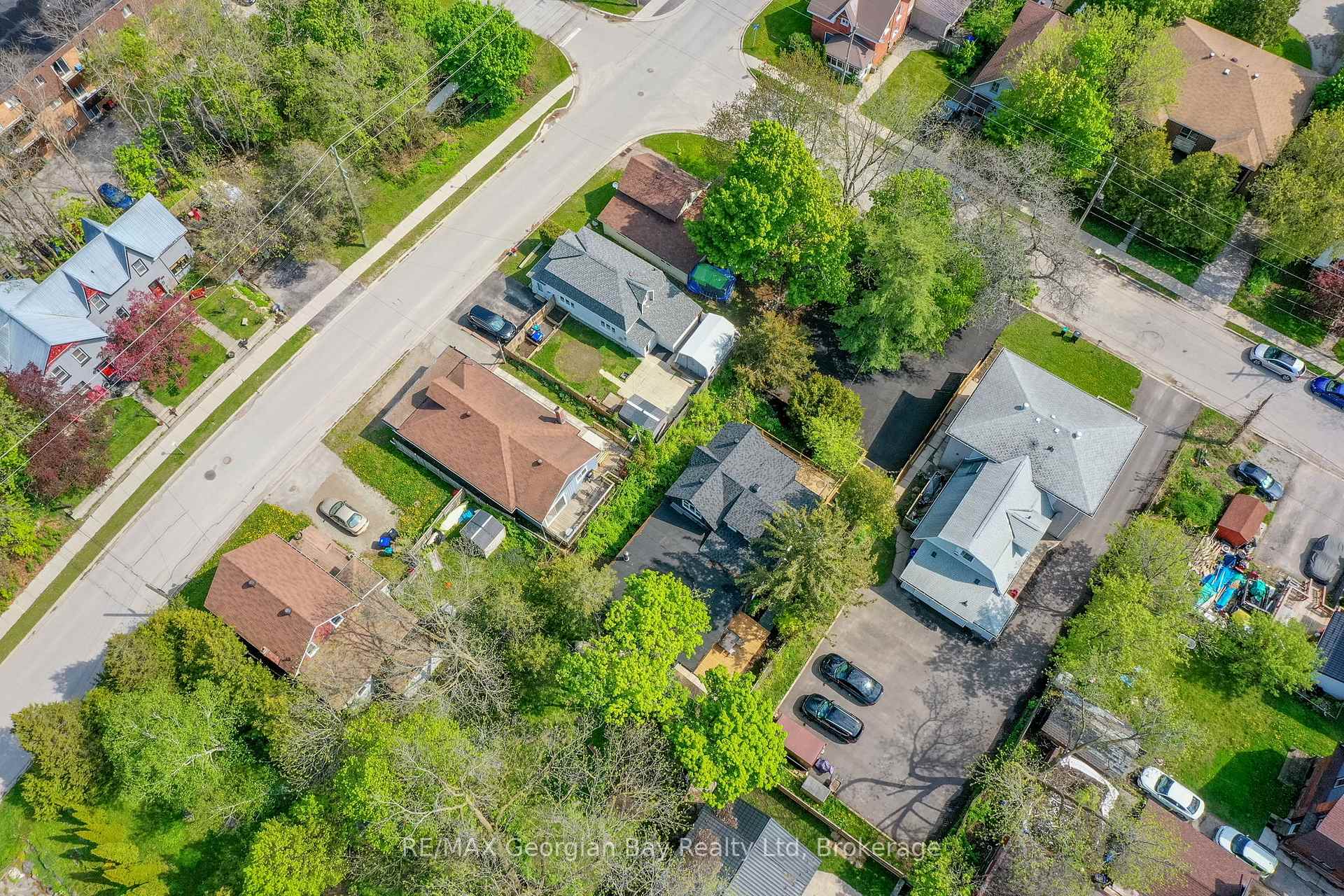 Photo 41 of 194 Charles Street, Midland — HOMEH