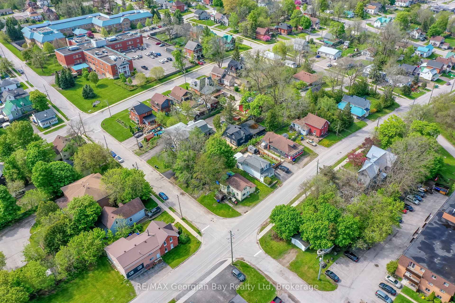 Photo 42 of 194 Charles Street, Midland — HOMEH