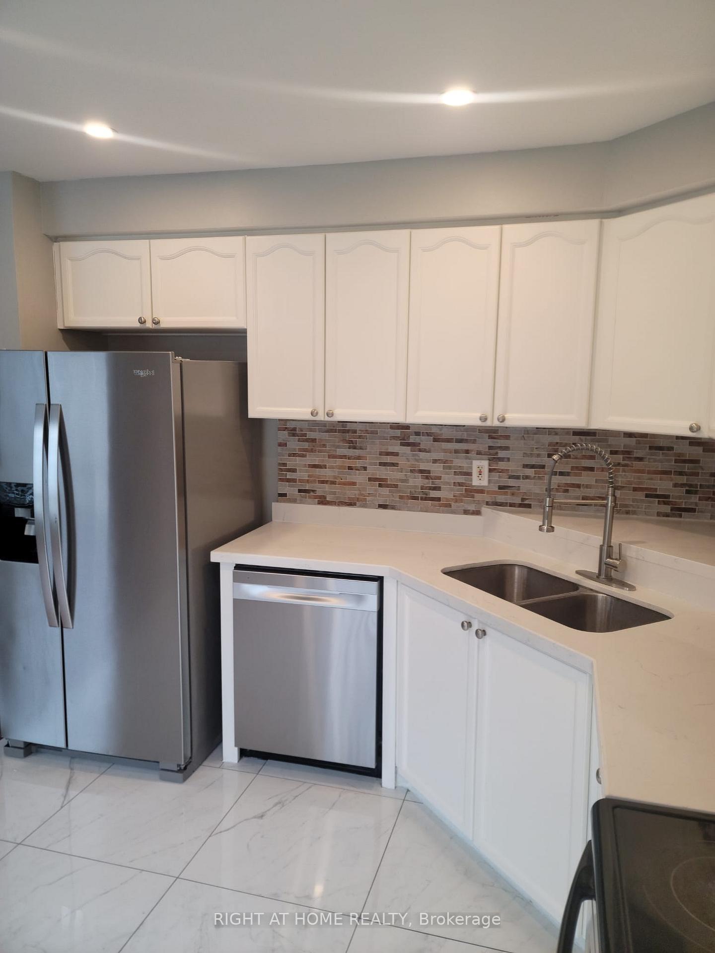 Photo 9 of 1407 Mcdermott Way N, Milton, Beaty — HOMEH