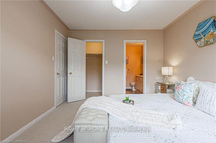 Photo 14 of 1407 Mcdermott Way N, Milton, Beaty — HOMEH