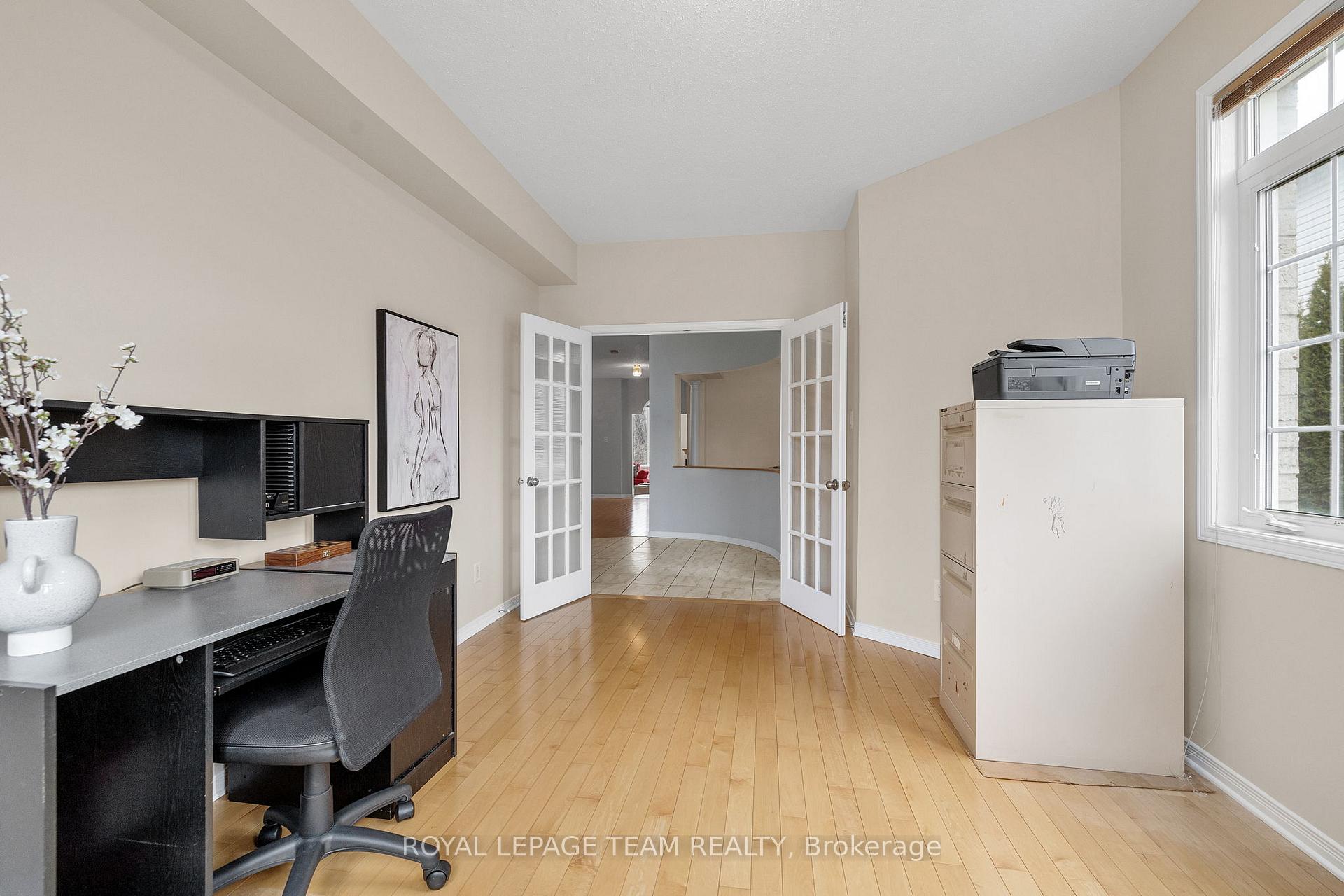 Photo 7 of 45 Catterick Crescent, Ottawa, Kanata - Morgan's Grant/South March — HOMEH