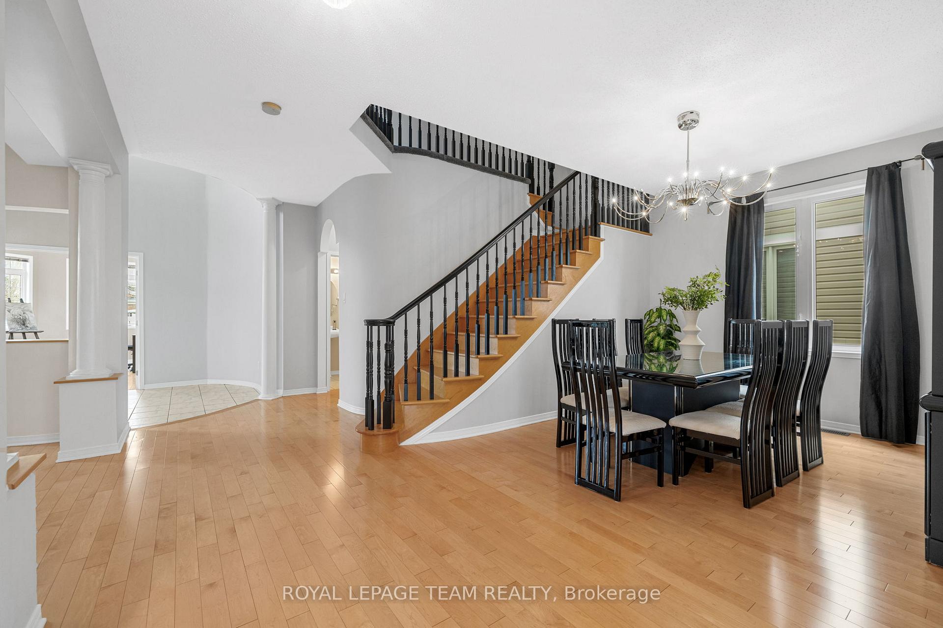 Photo 9 of 45 Catterick Crescent, Ottawa, Kanata - Morgan's Grant/South March — HOMEH