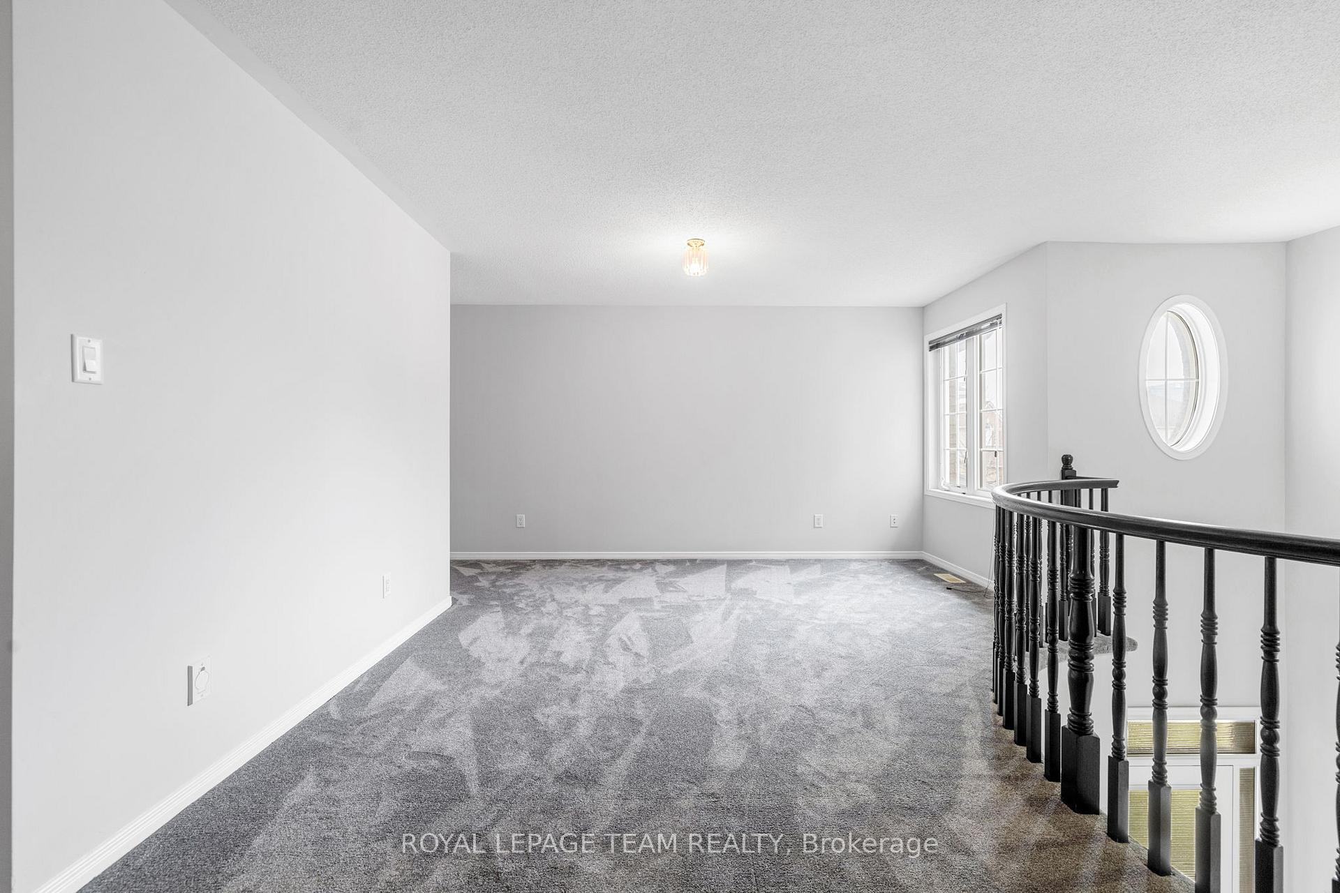 Photo 24 of 45 Catterick Crescent, Ottawa, Kanata - Morgan's Grant/South March — HOMEH