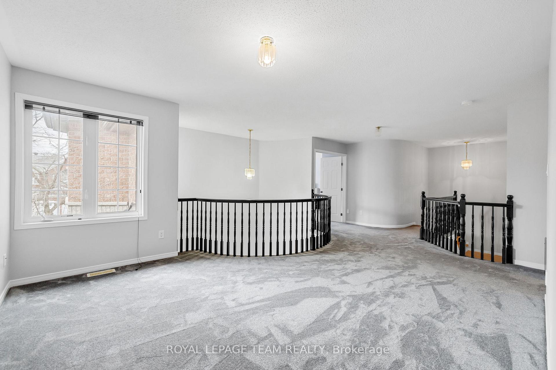 Photo 25 of 45 Catterick Crescent, Ottawa, Kanata - Morgan's Grant/South March — HOMEH
