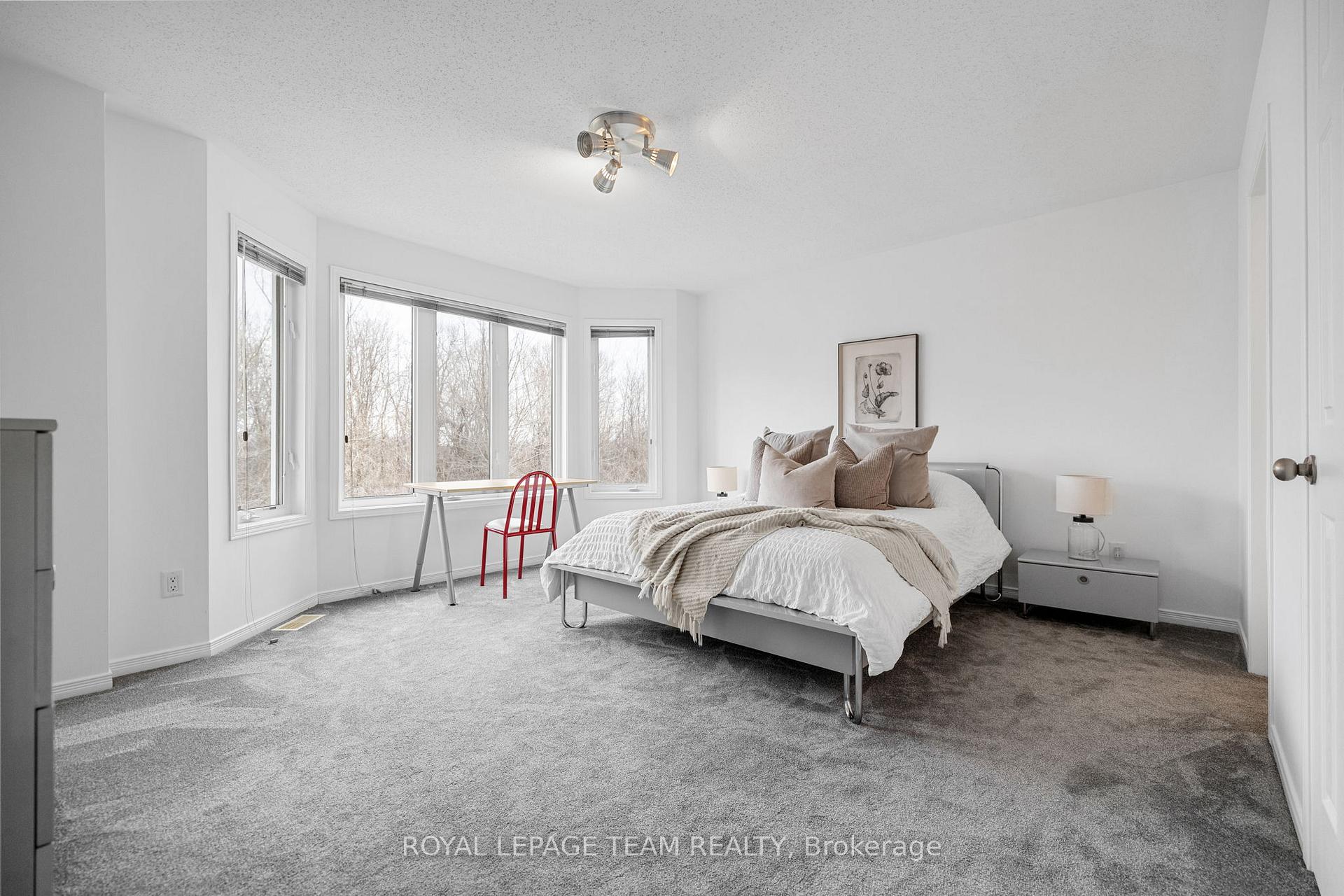 Photo 38 of 45 Catterick Crescent, Ottawa, Kanata - Morgan's Grant/South March — HOMEH