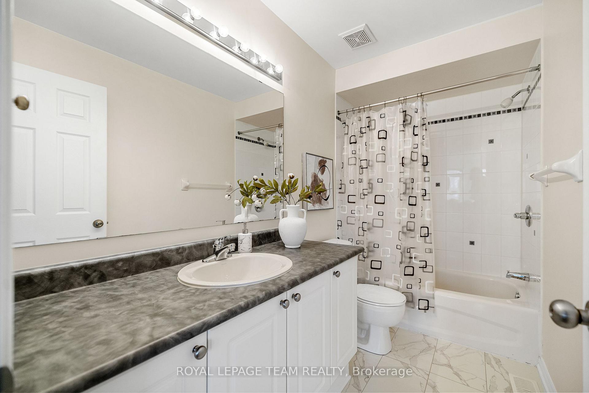 Photo 40 of 45 Catterick Crescent, Ottawa, Kanata - Morgan's Grant/South March — HOMEH