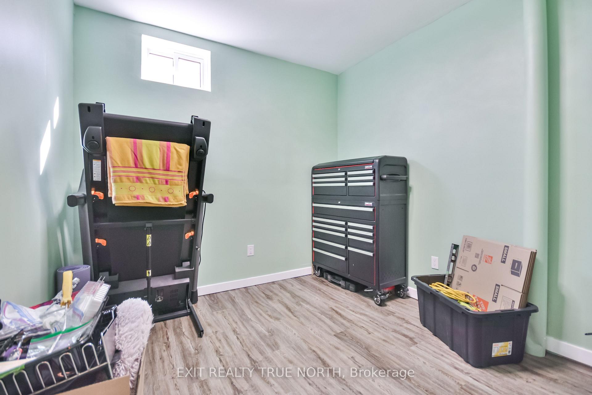 Photo 8 of 385 Gloucester Street, Midland — HOMEH