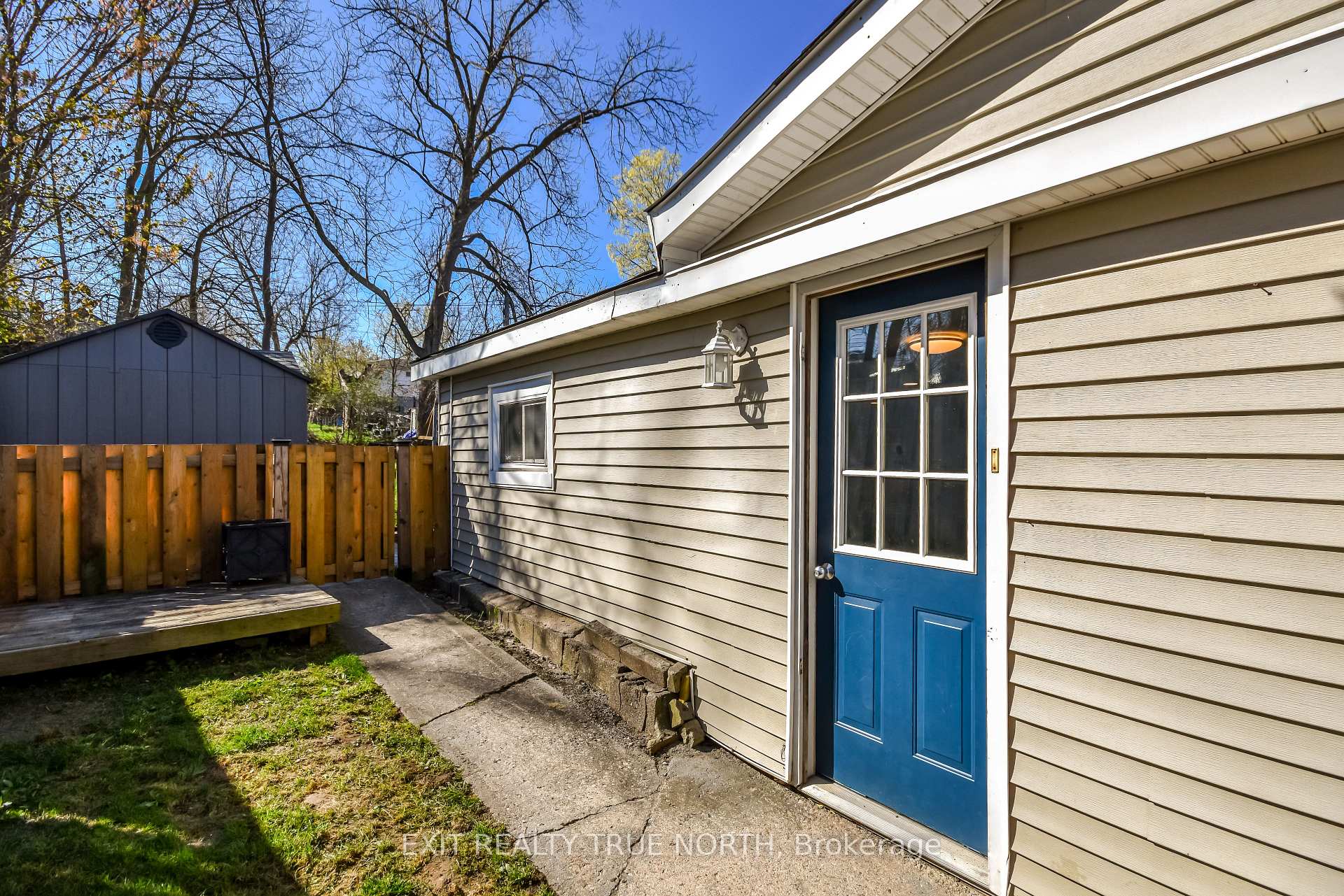 Photo 24 of 385 Gloucester Street, Midland — HOMEH