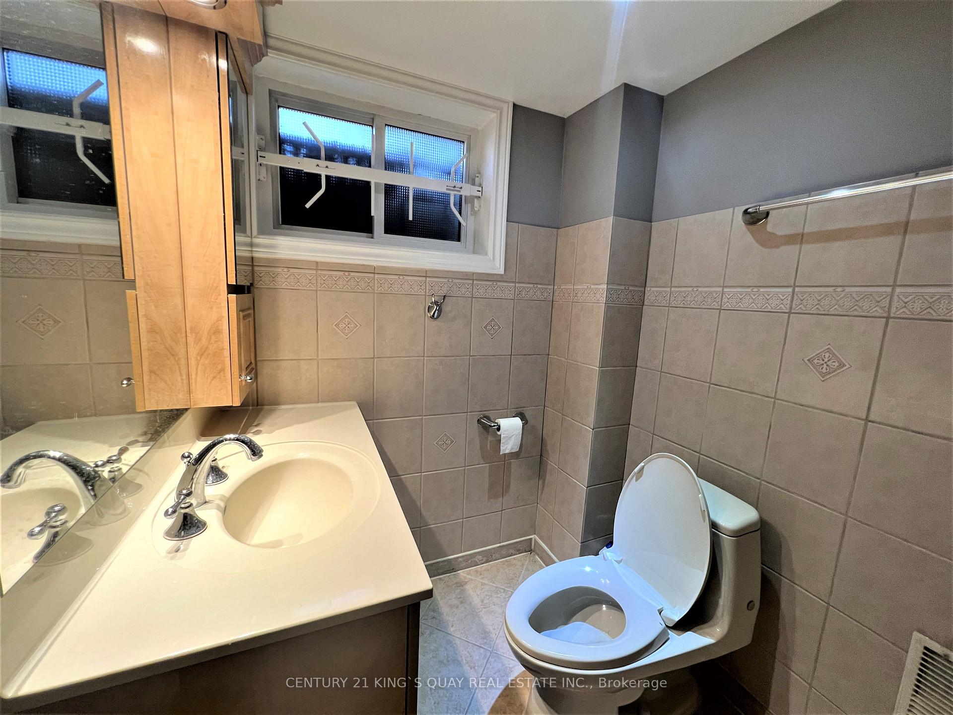 Photo 9 of 59 Fonthill Boulevard, Markham, Unionville — HOMEH