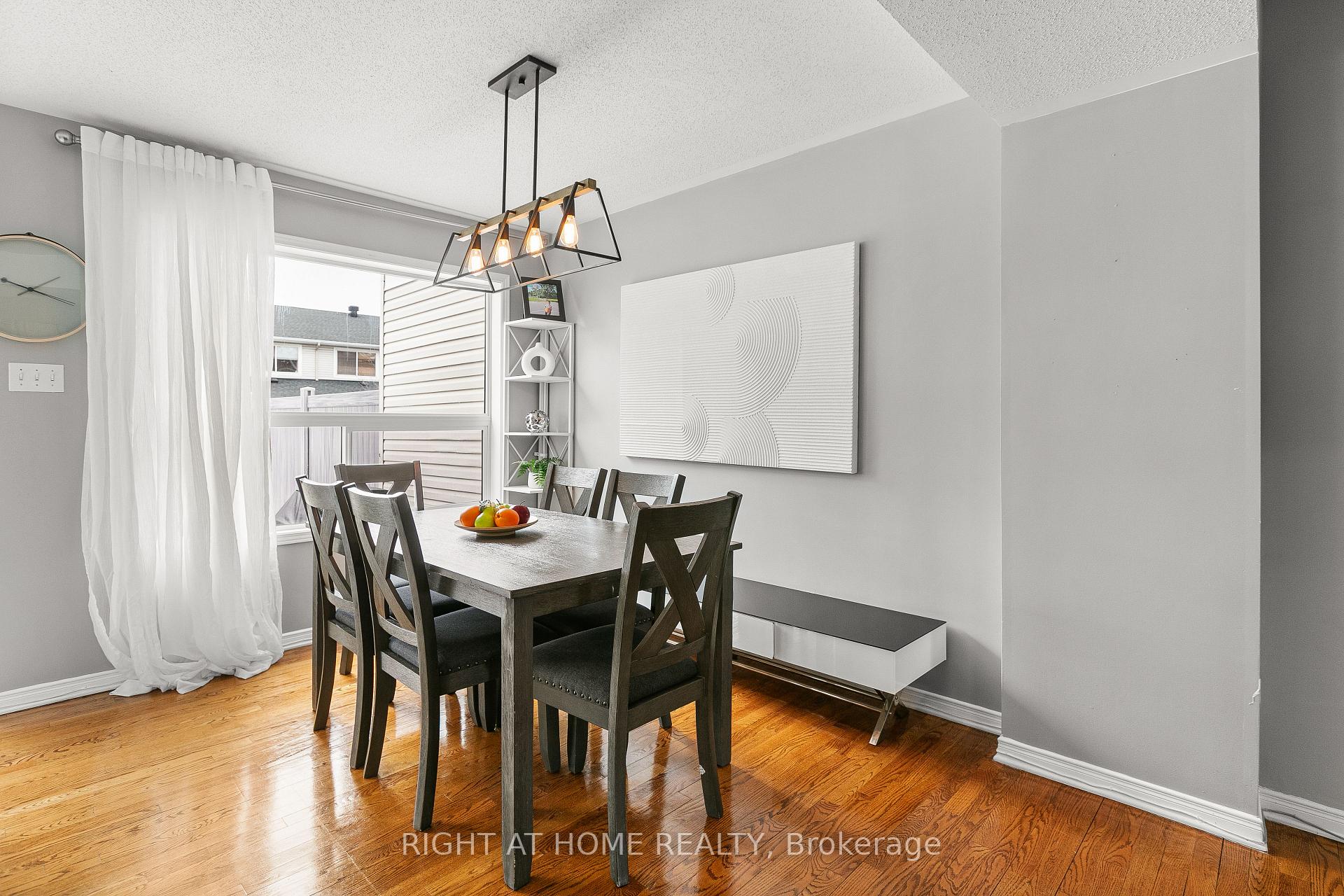 Photo 12 of 83 Cohen Avenue, Ottawa, Kanata - Katimavik — HOMEH