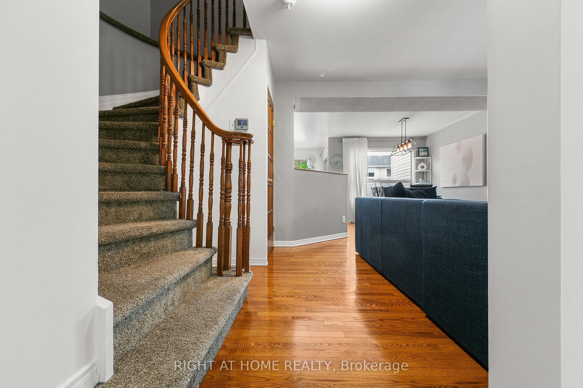 Photo 19 of 83 Cohen Avenue, Ottawa, Kanata - Katimavik — HOMEH