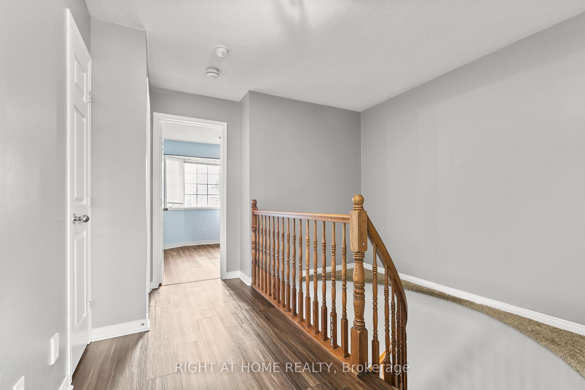 Photo 20 of 83 Cohen Avenue, Ottawa, Kanata - Katimavik — HOMEH
