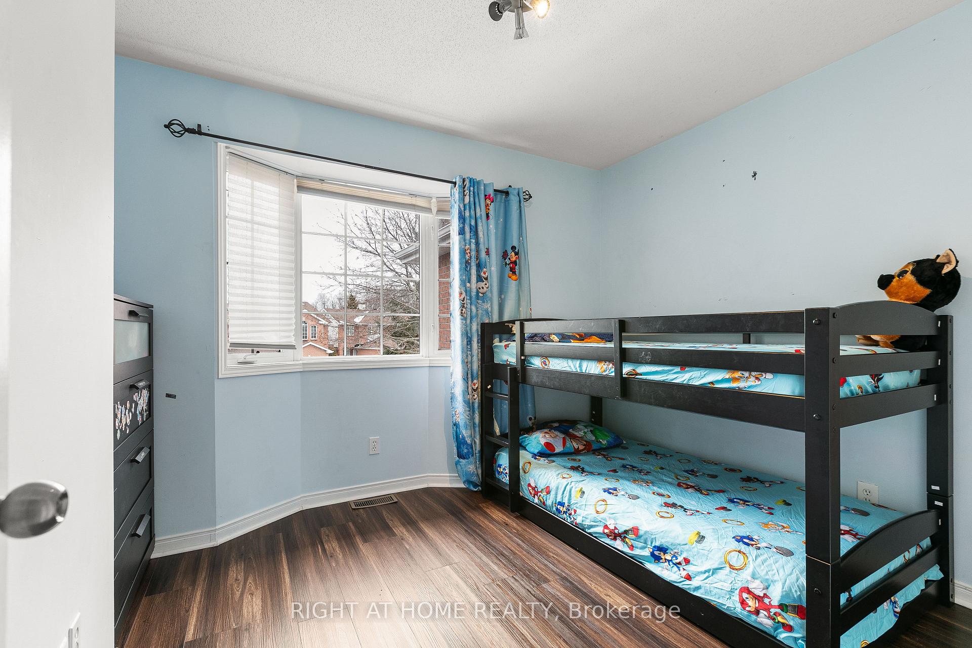 Photo 21 of 83 Cohen Avenue, Ottawa, Kanata - Katimavik — HOMEH