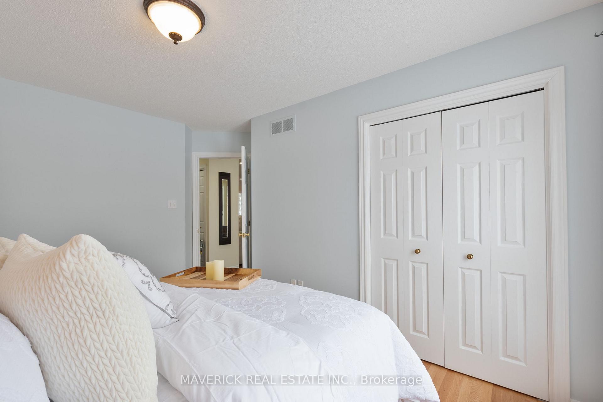 Photo 17 of 43 Birchcrest Drive, Middlesex Centre, Kilworth — HOMEH
