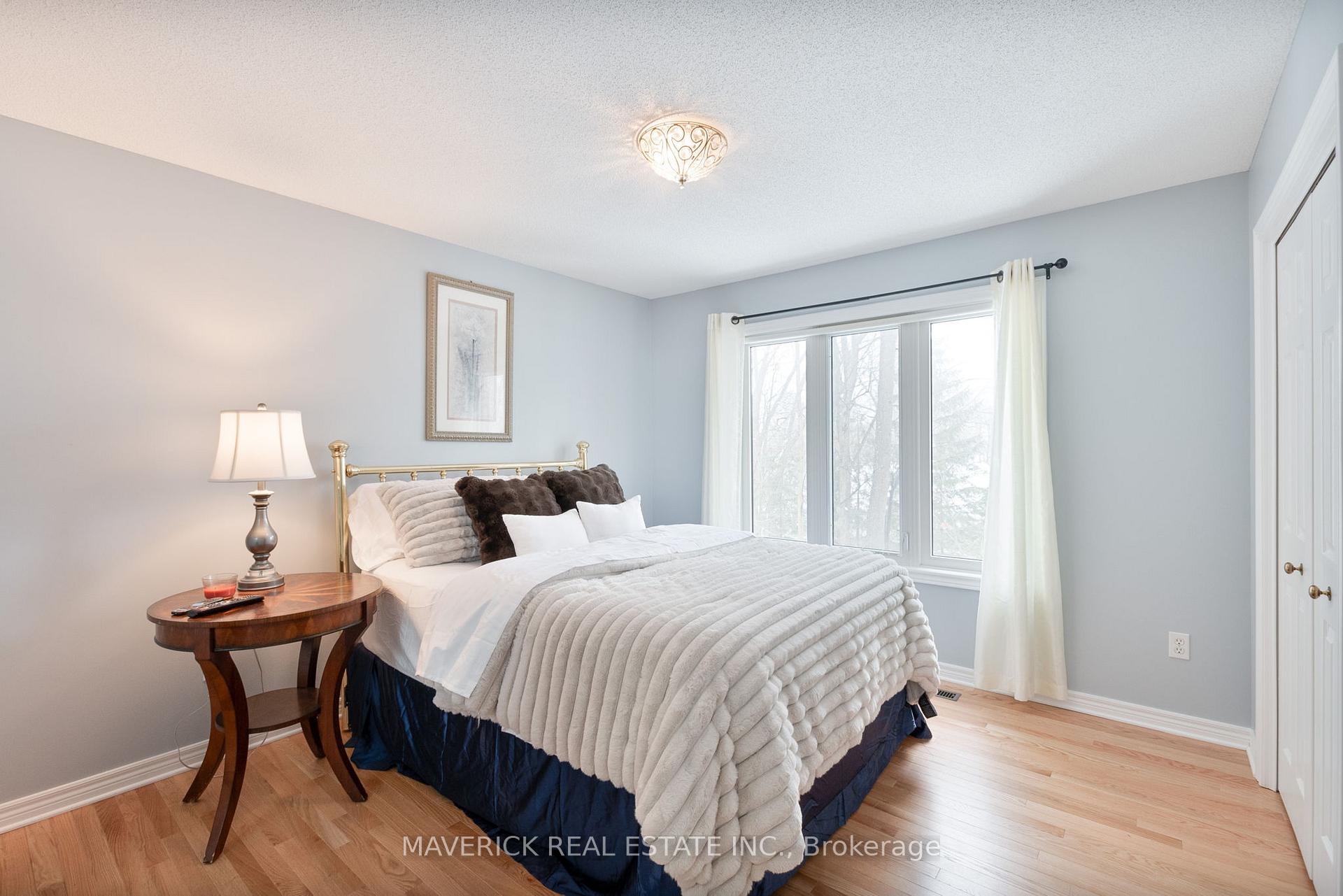 Photo 19 of 43 Birchcrest Drive, Middlesex Centre, Kilworth — HOMEH
