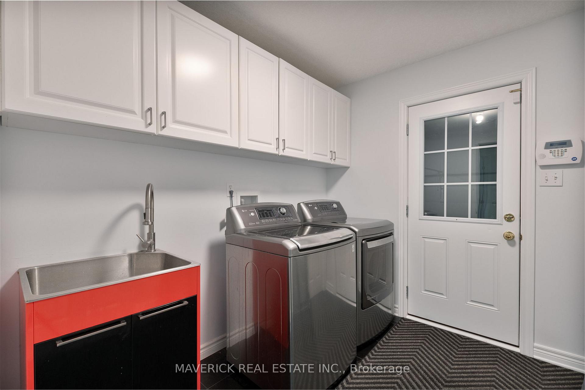Photo 21 of 43 Birchcrest Drive, Middlesex Centre, Kilworth — HOMEH
