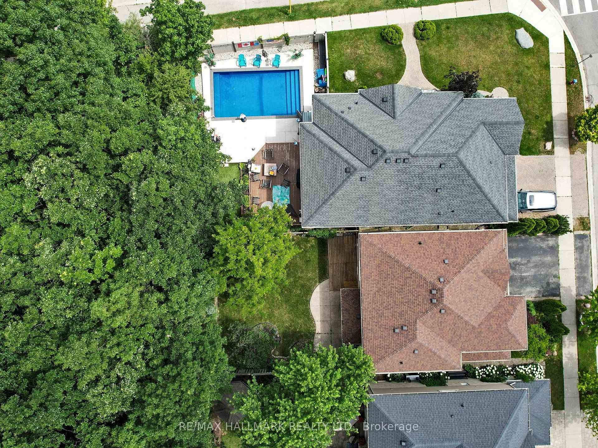 Photo 15 of 1043 Freeman Trail, Milton, Beaty — HOMEH