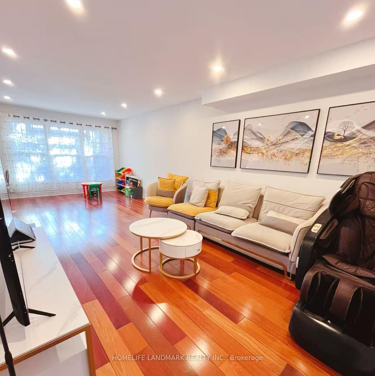 Photo 9 of 2 Marion Crescent, Markham, Raymerville — HOMEH