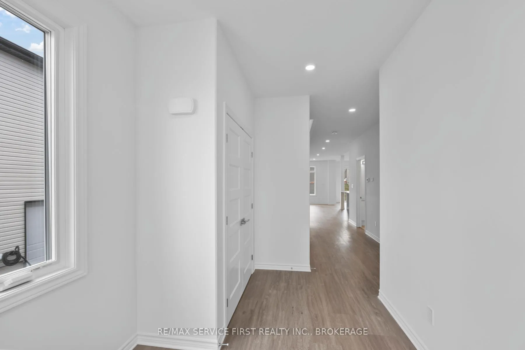 Photo 11 of Unit E71, 1325 Turnbull Way, Kingston, City Northwest — HOMEH