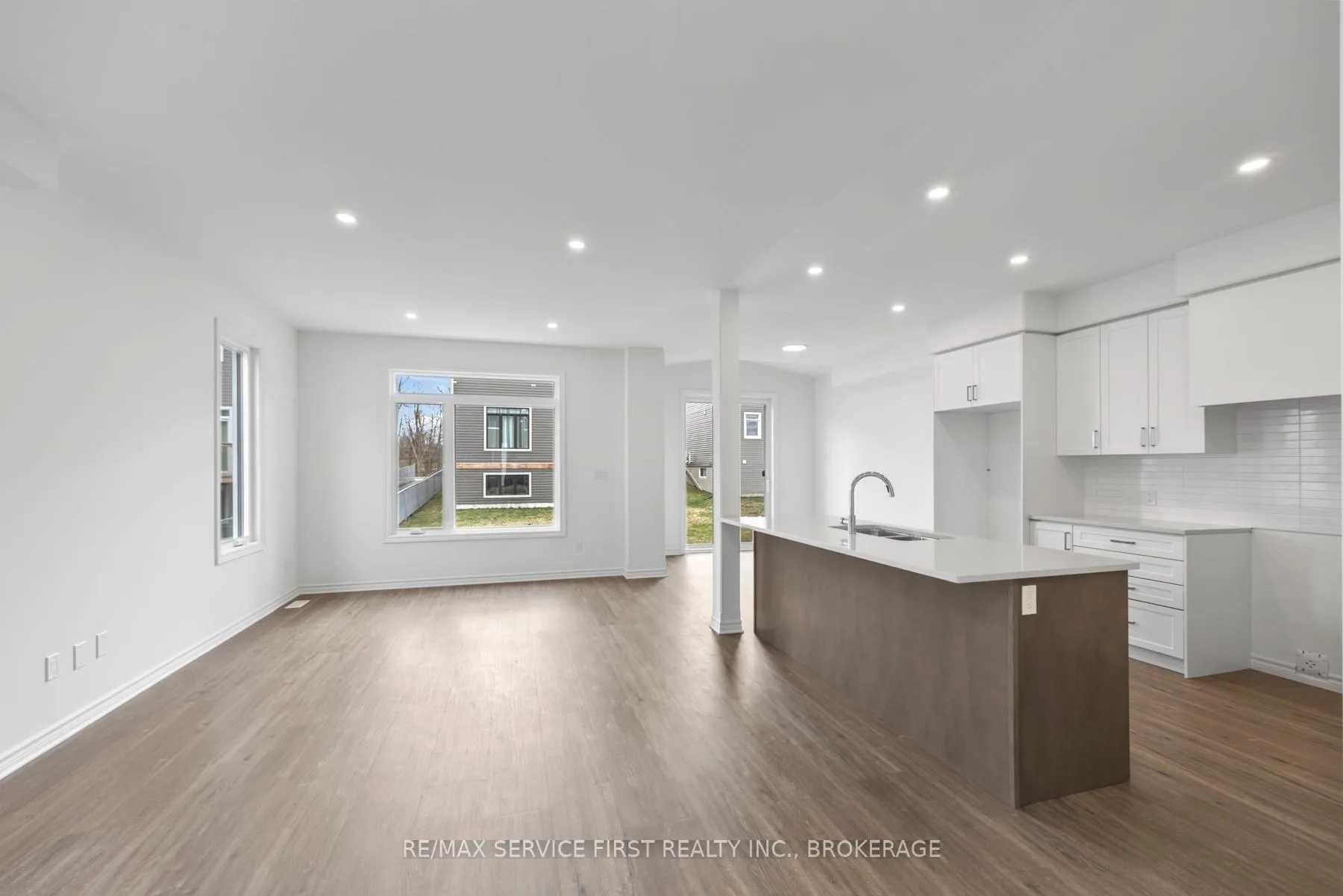 Photo 14 of Unit E71, 1325 Turnbull Way, Kingston, City Northwest — HOMEH